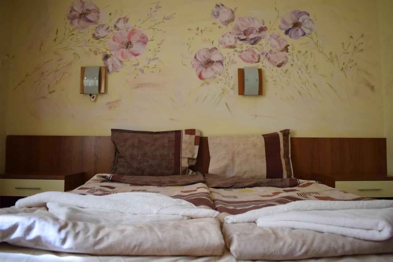 Hotel Jeravna バンキャ エクステリア 写真