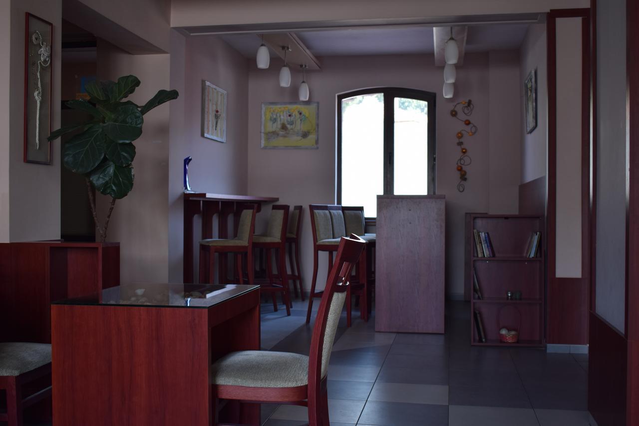 Hotel Jeravna バンキャ エクステリア 写真