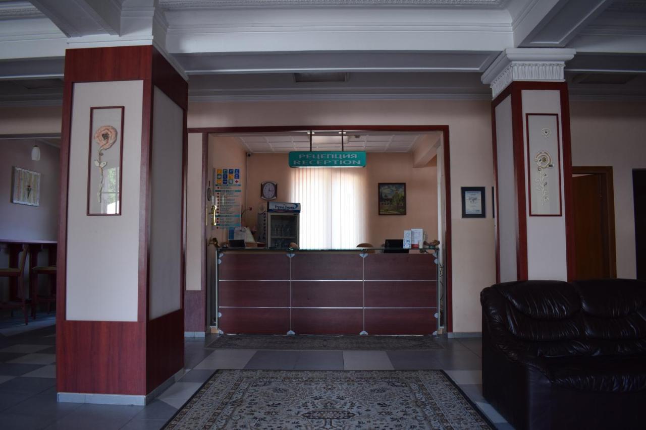Hotel Jeravna バンキャ エクステリア 写真