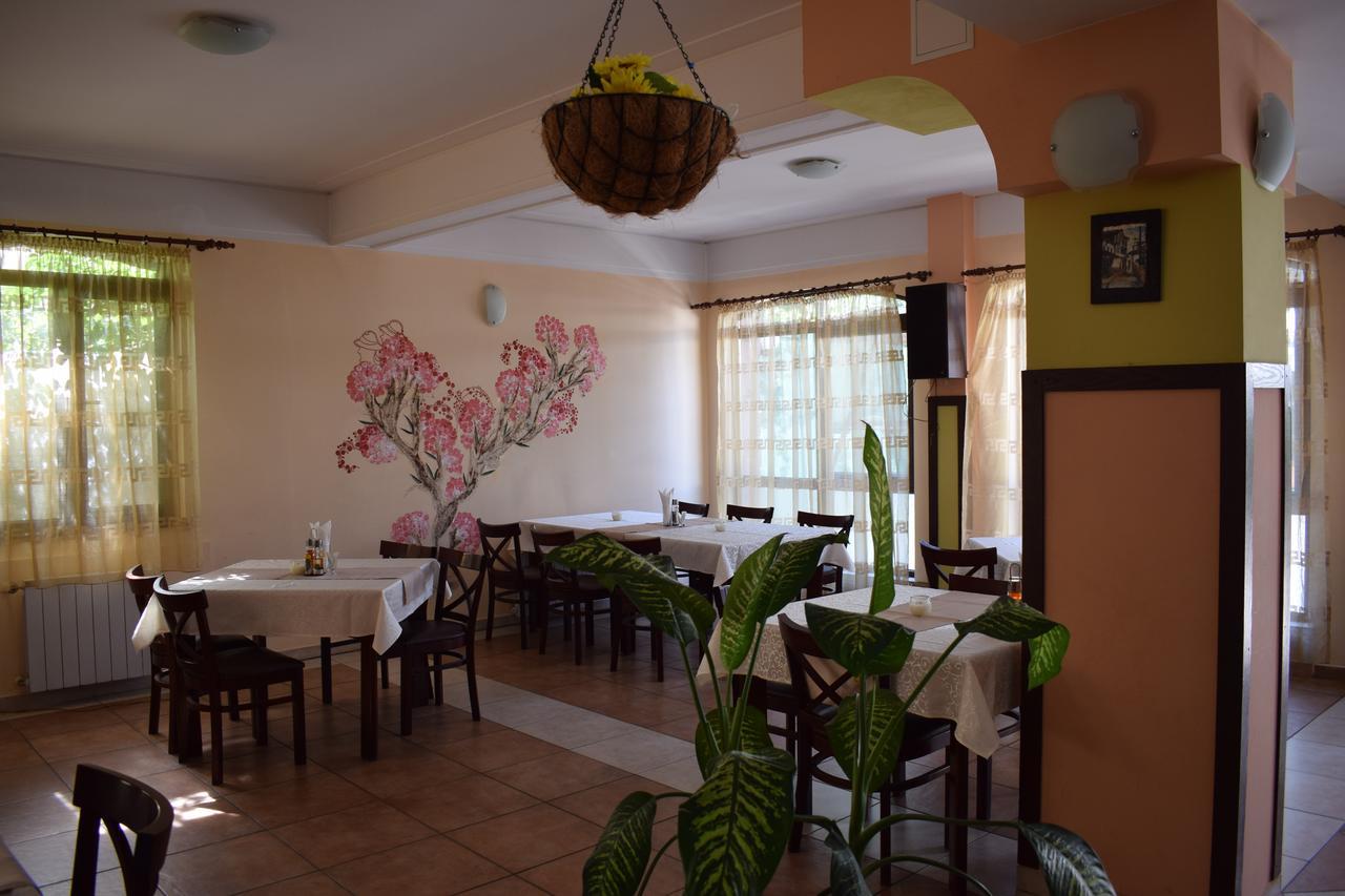 Hotel Jeravna バンキャ エクステリア 写真